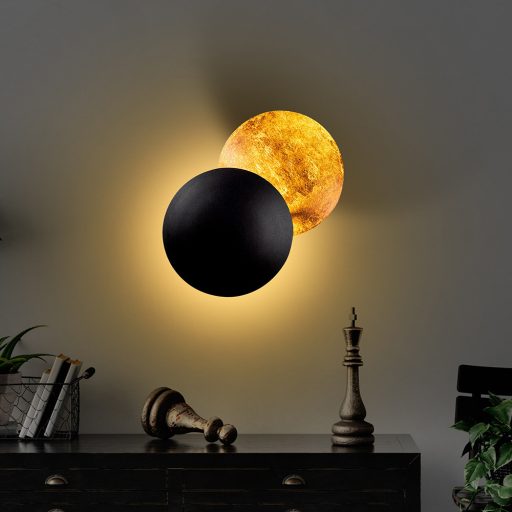 Nástenné svietidlo so slnkom a mesiacom