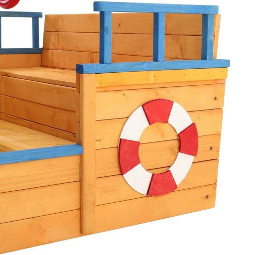 Pieskovisko v tvare pirátskej loďky