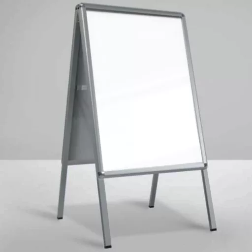 Hliníkový reklamný pútač