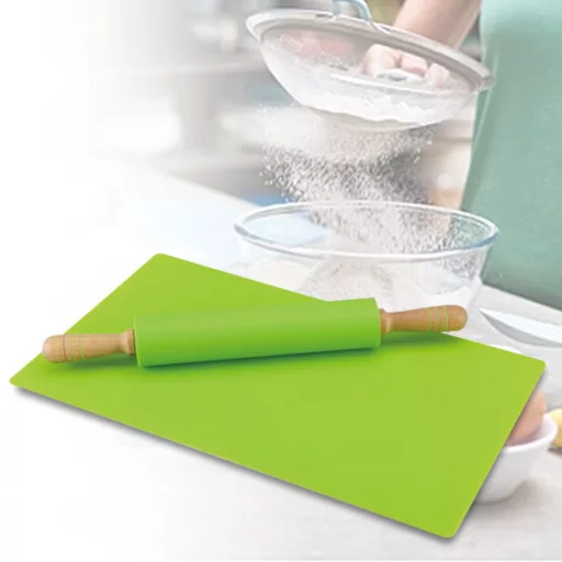 Silikónový valček s podložkou na cesto