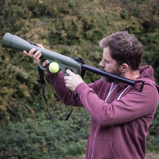 Pištoľ na loptičky pre psov