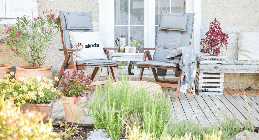 Záhradný nábytok na jar a leto
