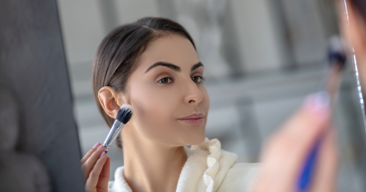 Výhody a nevýhody domáceho líčenia