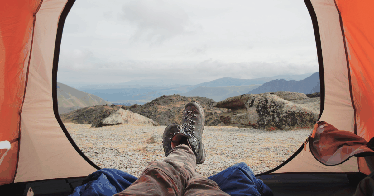 Najlepšie kempingové vybavenie v roku 2024: Čo si vziať so sebou?